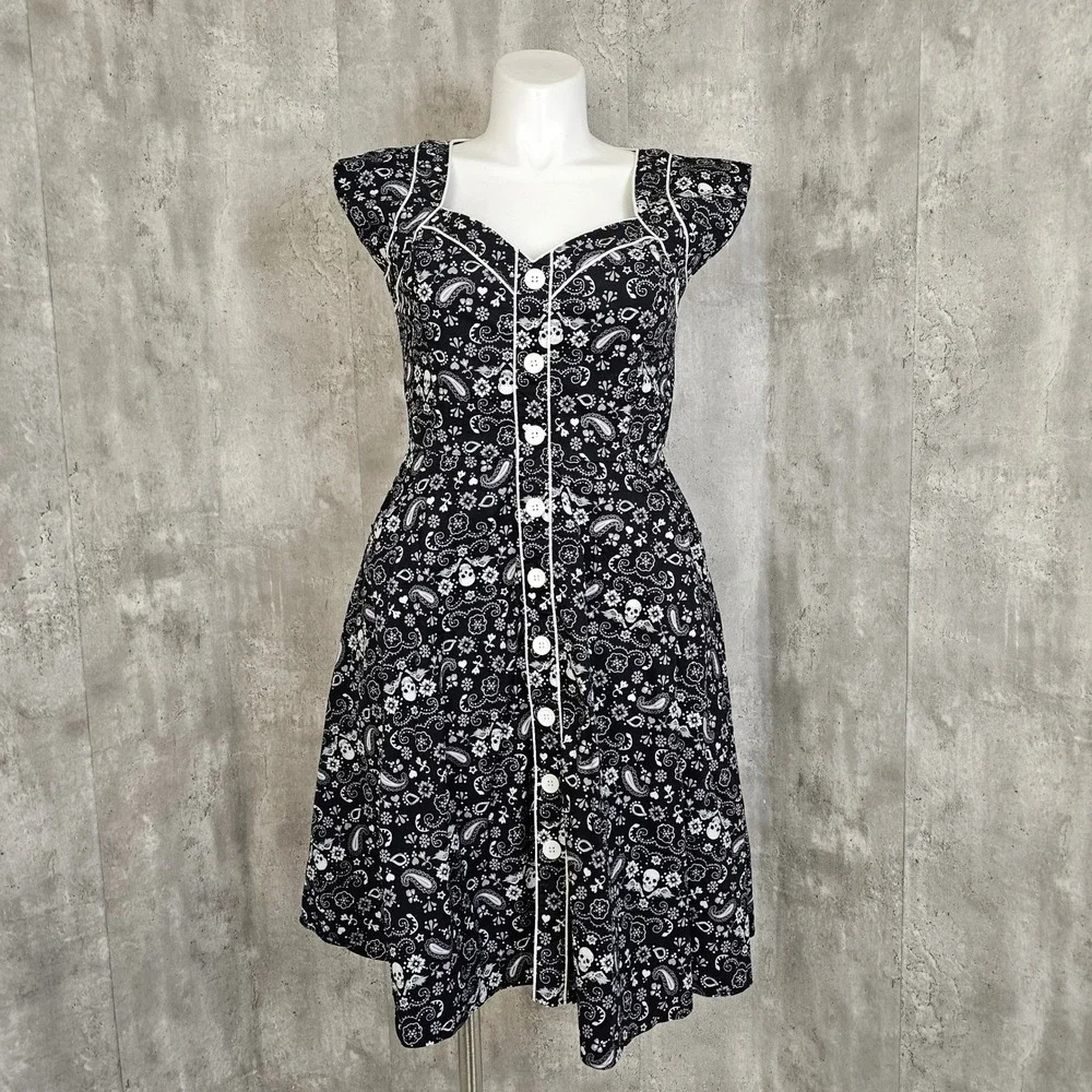 Hell Bunny Vixen Black Bandana Skull Print Button Front Dress – Women's Size XL - Picture 2 of 10